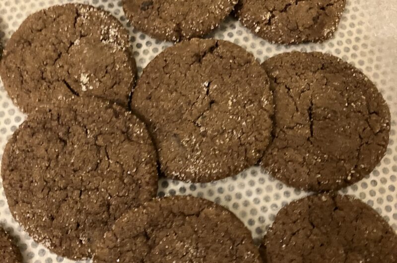 Crystallized Ginger and Molasses Cookies